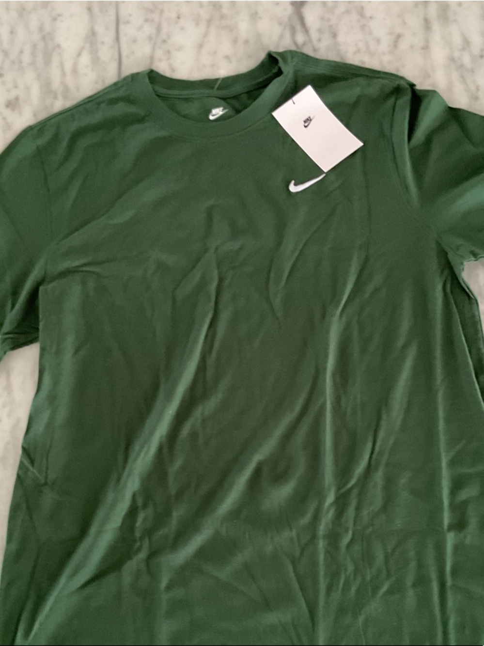 NWT Nike Green Tee with White embroidered Swoosh Medium 100% Cotton - Picture 3 of 4